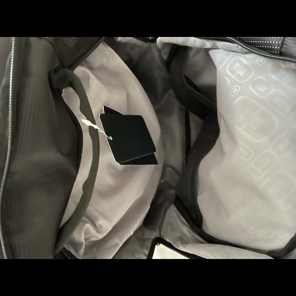 Ogio backpack! - Picture 5 of 6